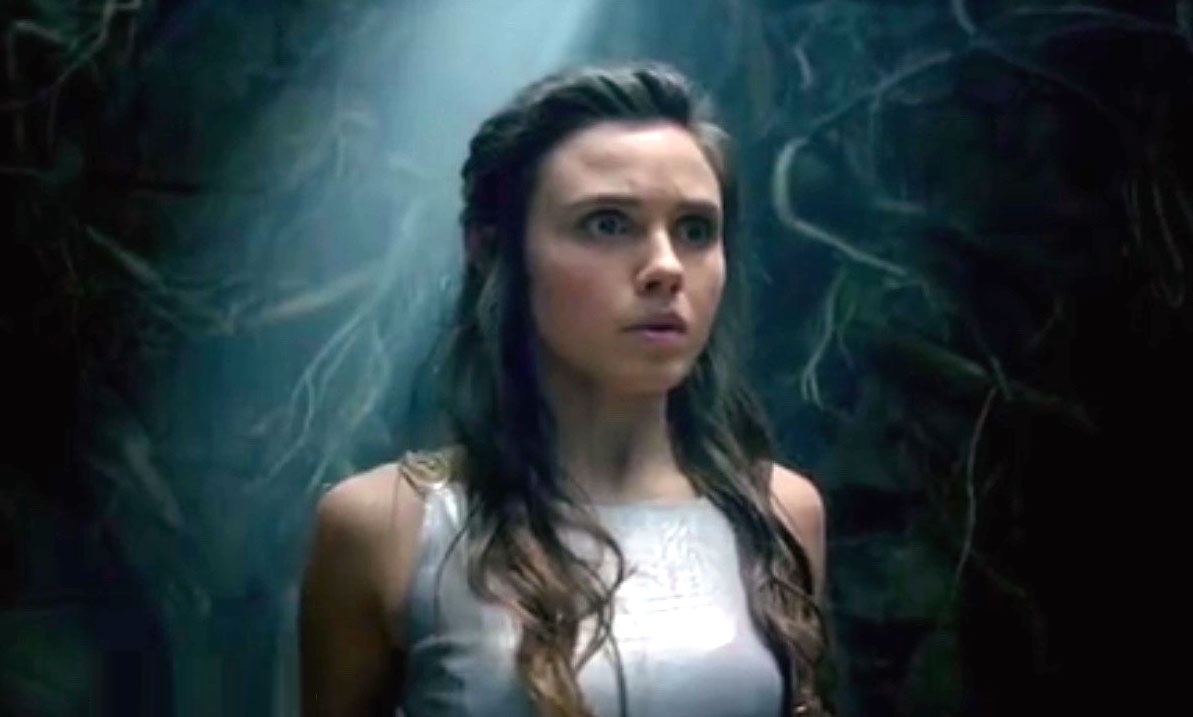Amberle-simple-pretty-hairstyle-in-the-shannara-chronicles. 